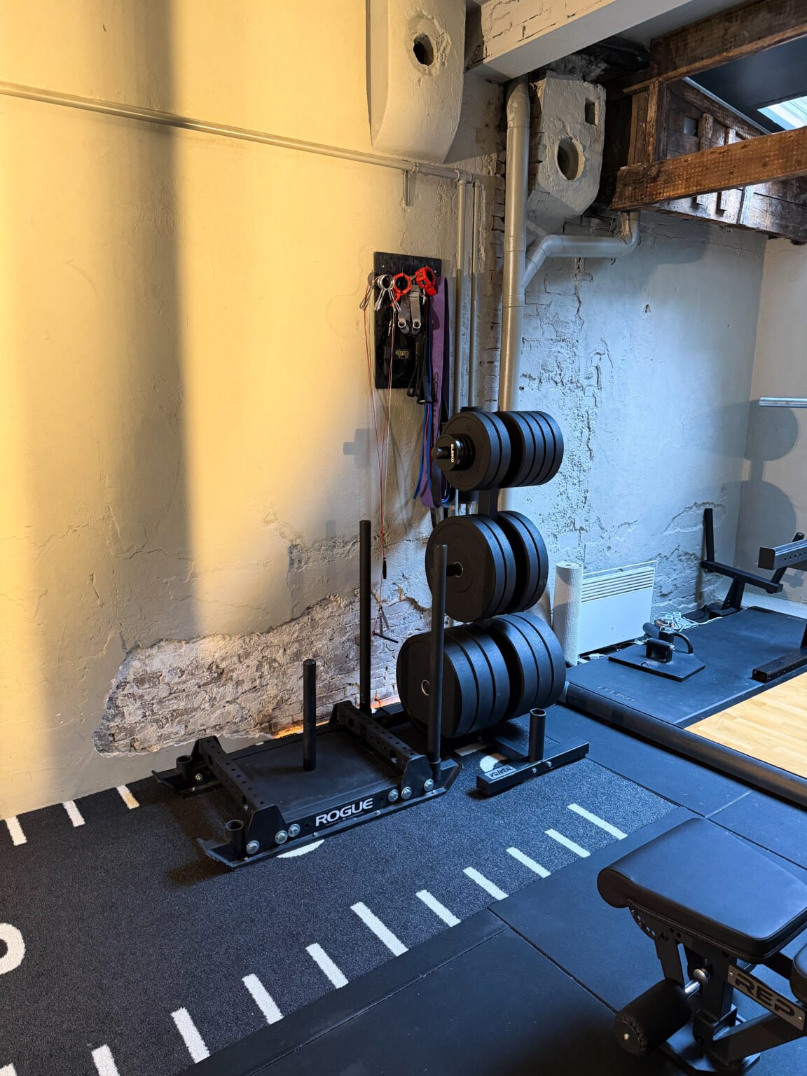 Professionele trainingsapparatuur in de privé studio van SculptClub